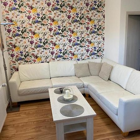 Familienfreundliche Ferienwohnung Anna Rollshausen Esterno foto