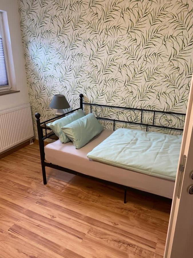 Familienfreundliche Ferienwohnung Anna Rollshausen Esterno foto