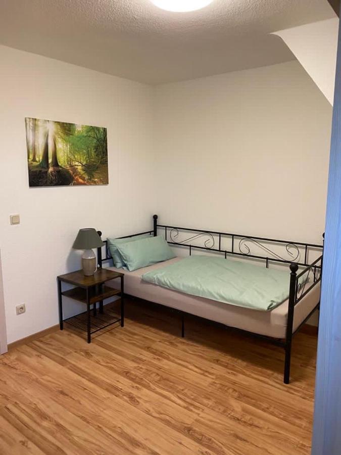 Familienfreundliche Ferienwohnung Anna Rollshausen Esterno foto