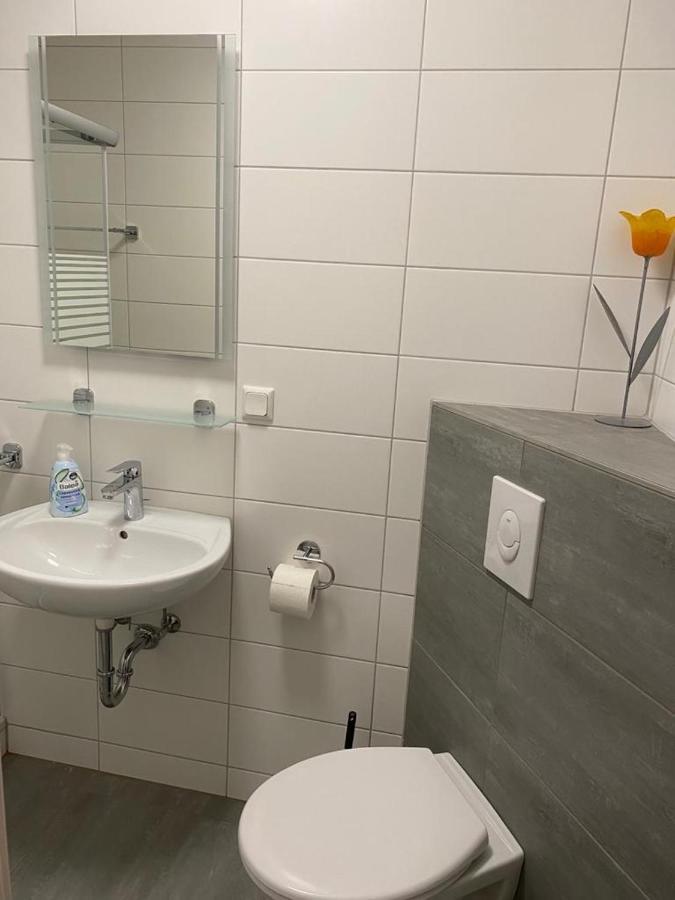 Familienfreundliche Ferienwohnung Anna Rollshausen Esterno foto